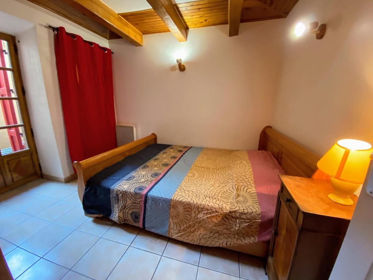 Appartement 4 Pers Plein Centre Ville, Wifi, Balcon Laragne-Monteglin Bagian luar foto